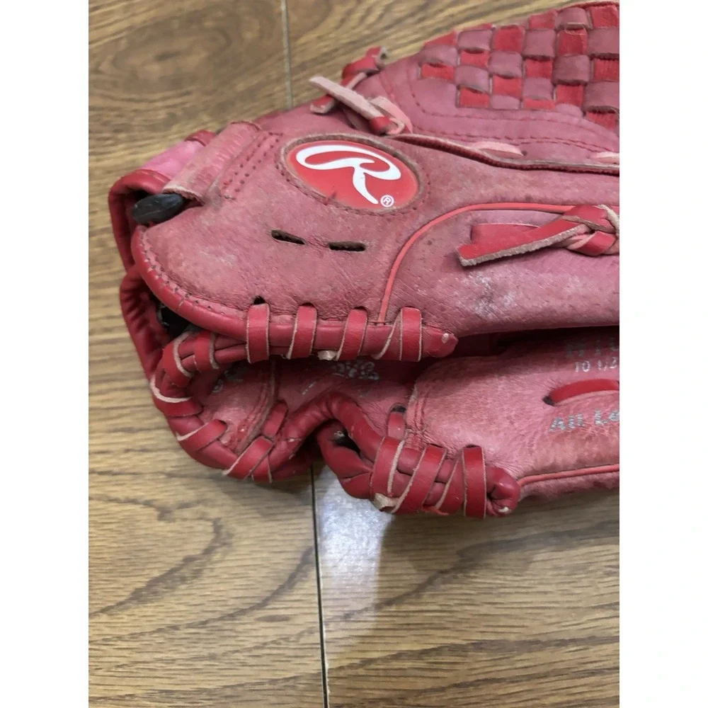 Rawlings Right Hand Throw Highlight Series Red Baseball Glove Mitt H105S 10 1/2
